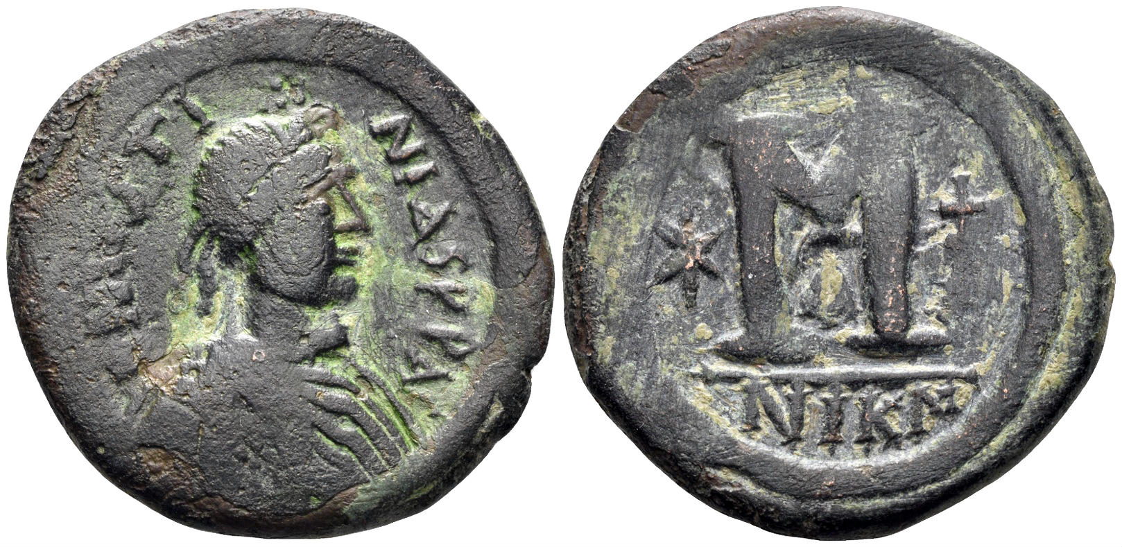 Justin I. 518-527 AD. AE Follis (17.01g, 32mm). Nicomedia mint. SB 86