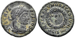Crispus, Caesar. 316-326 AD. AE Follis (2.60g, 18mm). Siscia mint. Struck 321-4 AD. RIC 181