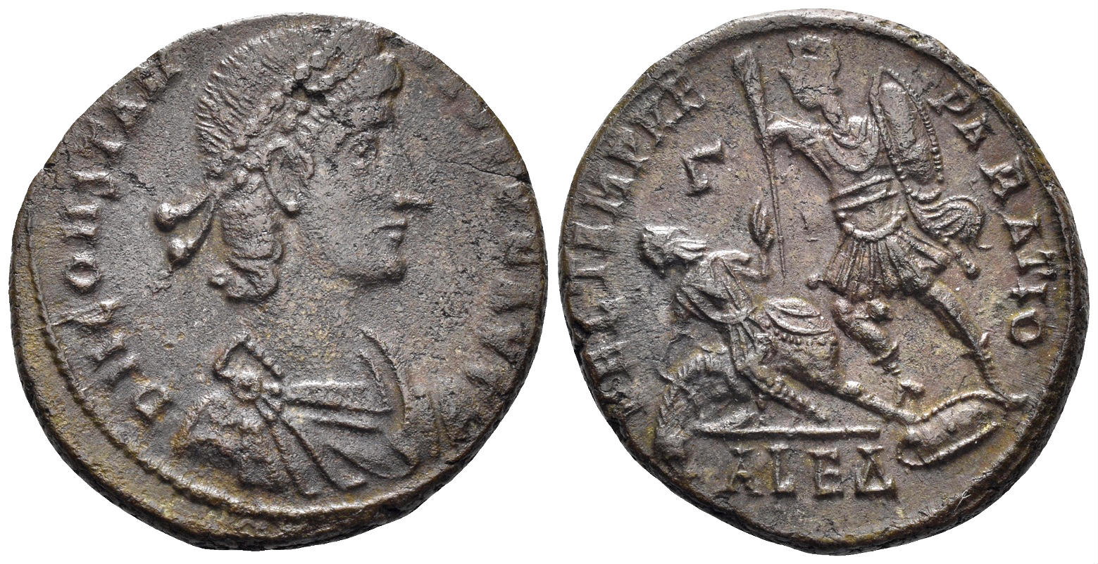 Constantius II. 324-361 AD. AE Centenionalis (7.13g, 23mm). Alexandria mint. Struck 351-4 AD. LRBC 2836