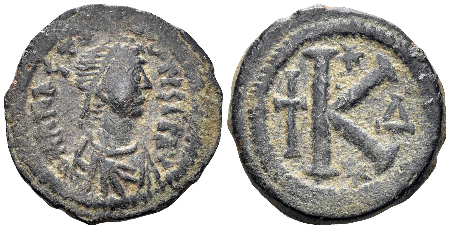 Anastasius I. 491-518, AE ½ Follis (3.80g, 20.5mm) Constantinople mint. SB 14