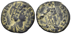 Helena, Augusta. 324-328/30 AD. AE4 (1.42g, 14.5mm). Constantinople mint. Struck 330 AD. RIC 33