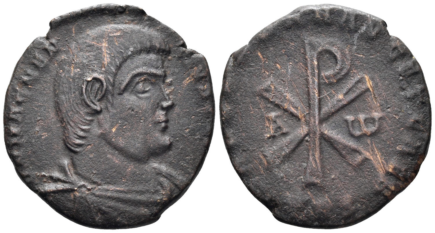 Magnentius. 350-353 AD. AE Double Centenionalis (6.19g, 24mm). Treveri mint. Struck 352/3 AD. RIC 318