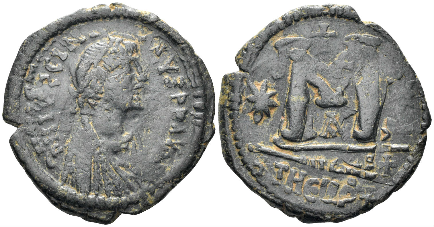 Justin I. 518-527. AE Follis (14.32g, 33mm) Constantinople mint or ‘Barbaric issue’. SB 62