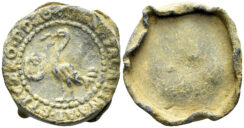 Italy, Venezia. 16th-17th cent. PB Theriac capsule lid (9.11g, 26mm). Produced by the Struzzo d’Oro pharmacy. U. Klein 38-41