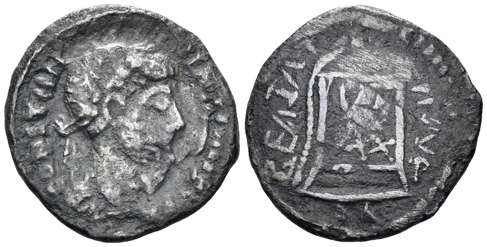 Constantine I 'the Great'. 307-337 AD. AE Follis (2.99g, 20mm). Irregular mint. After 321 AD. Cf. RIC 317