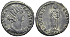 Fausta, Augusta. 324-326 AD. AE Follis (2.90g, 19mm). Antioch mint. Struck 325/6 AD. RIC 76