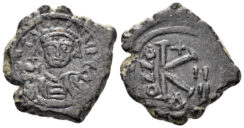 Maurice Tiberius. 582-602. AE ½ Follis (7.05 gm, 25mm). Constantinople mint. Dated RY 4 (579/80). SB 497