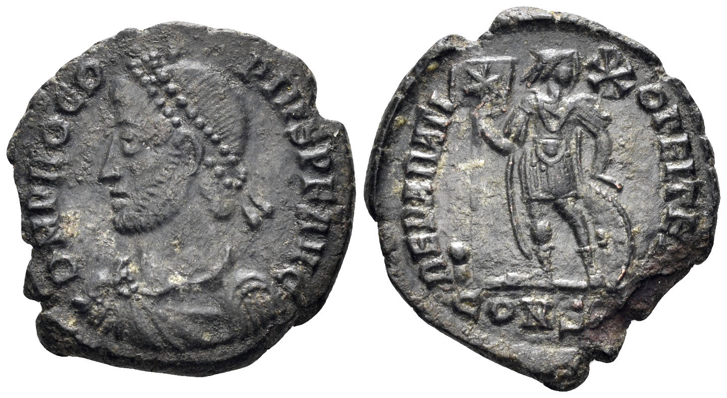 Procopius. 365-366 AD. AE3 (3.45g, 21mm). Constantinople mint. RIC 17b