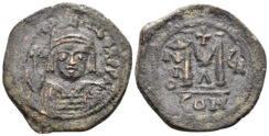 Maurice Tiberius. 582-602. AE Follis (13.41g, 34mm). Constantinople mint. Dated RY 7 (588/9). SB 494
