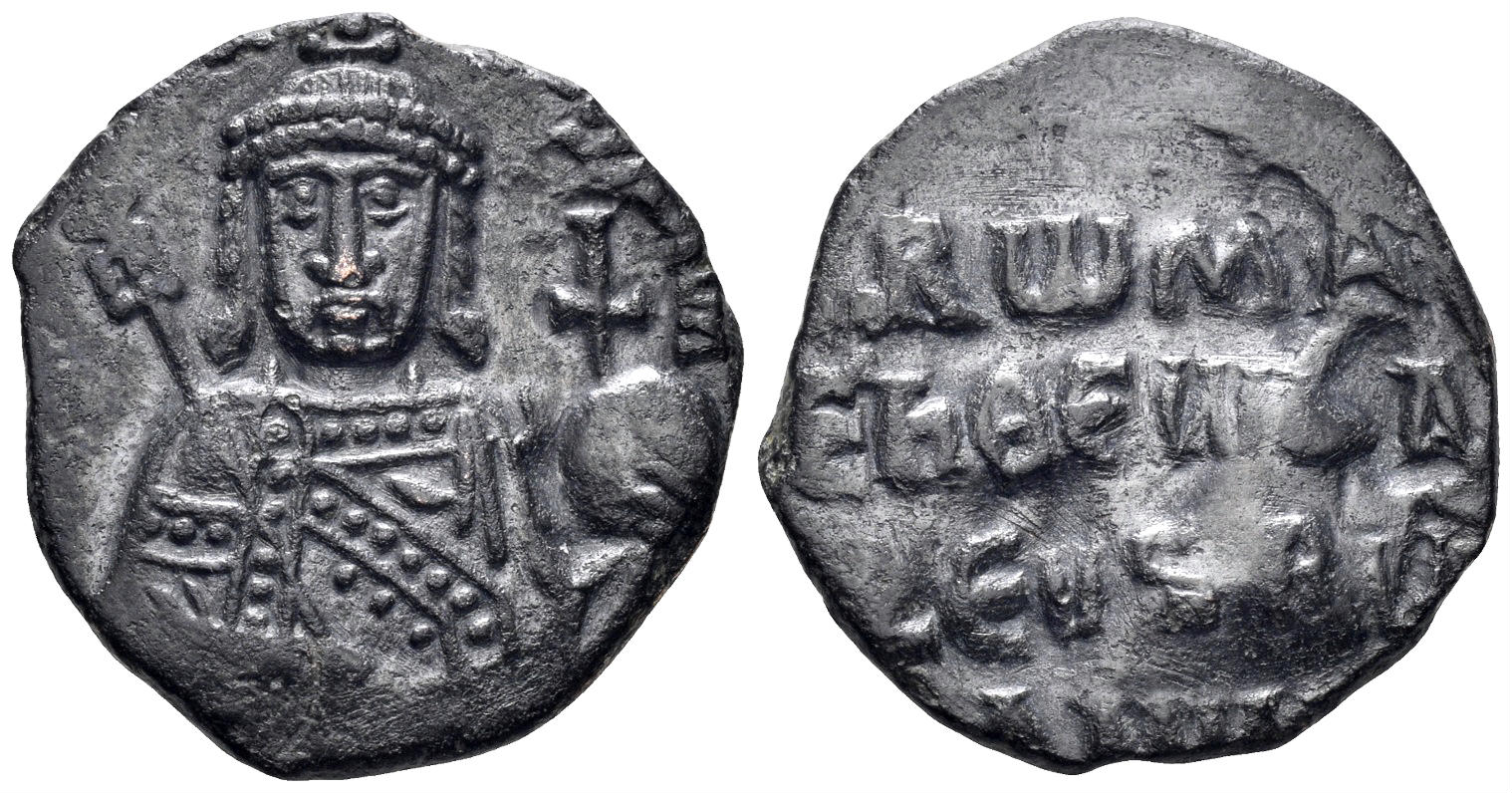 Constantine VII & Romanus I. 913-949. AE Follis (5.00g, 22mm). Constantinople mint. SB 1760